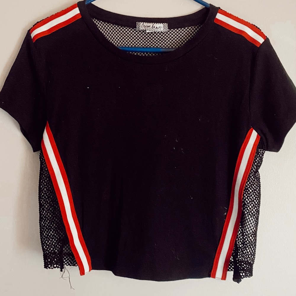 Crave fame crop top